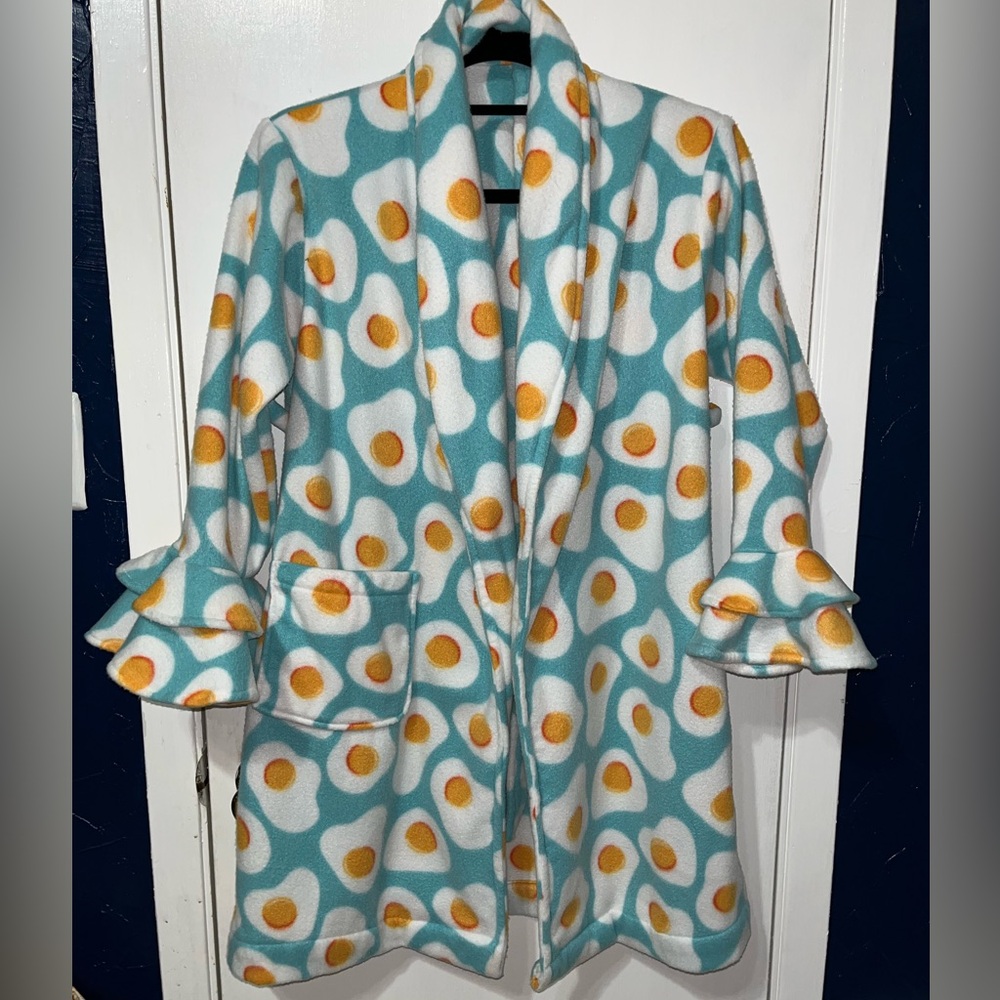Cute egg print material handmade girls bath robe. Medium